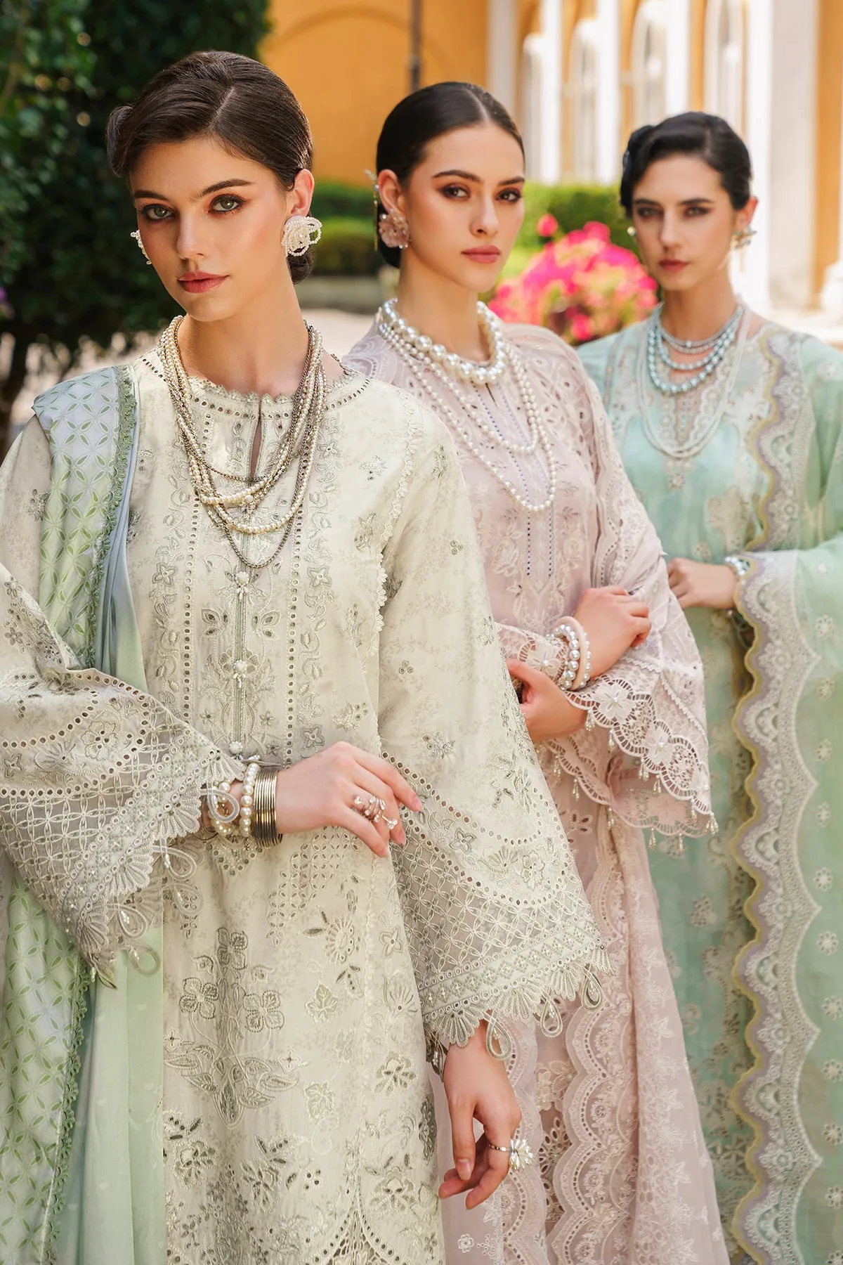 EMBROIDERED SWISS LAWN  SL12-D03